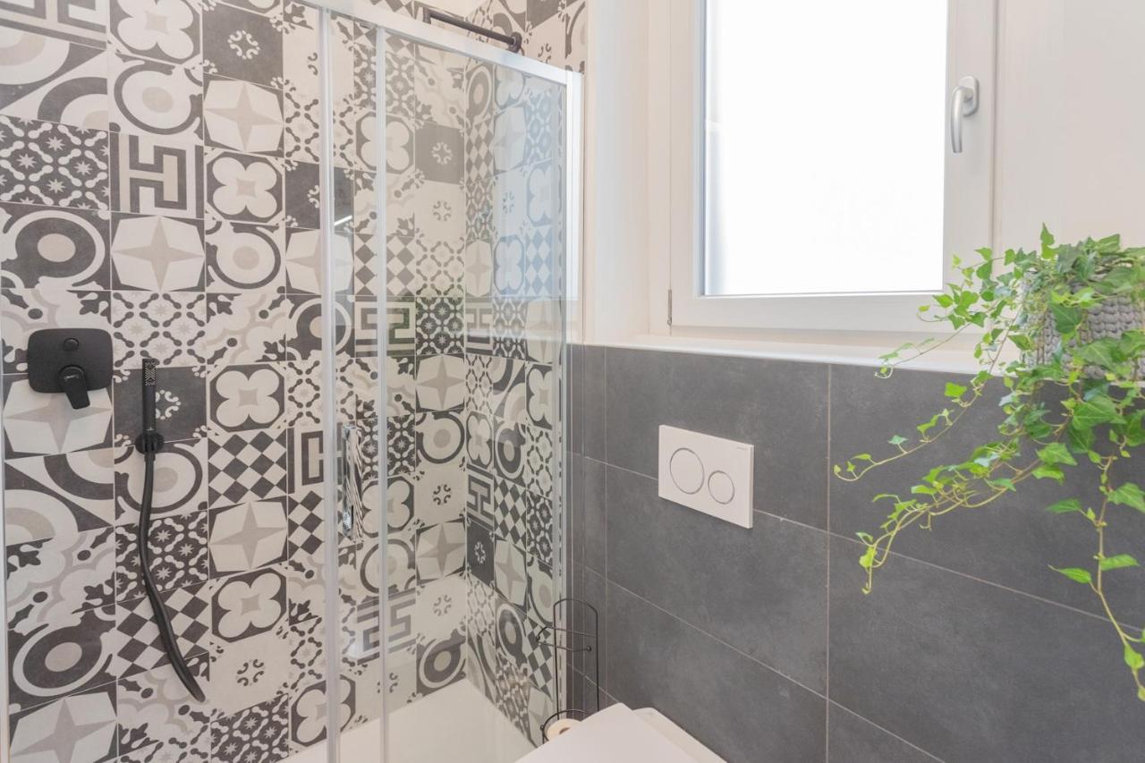 A Step From The Lake Apartment By Rent All Como Luaran gambar