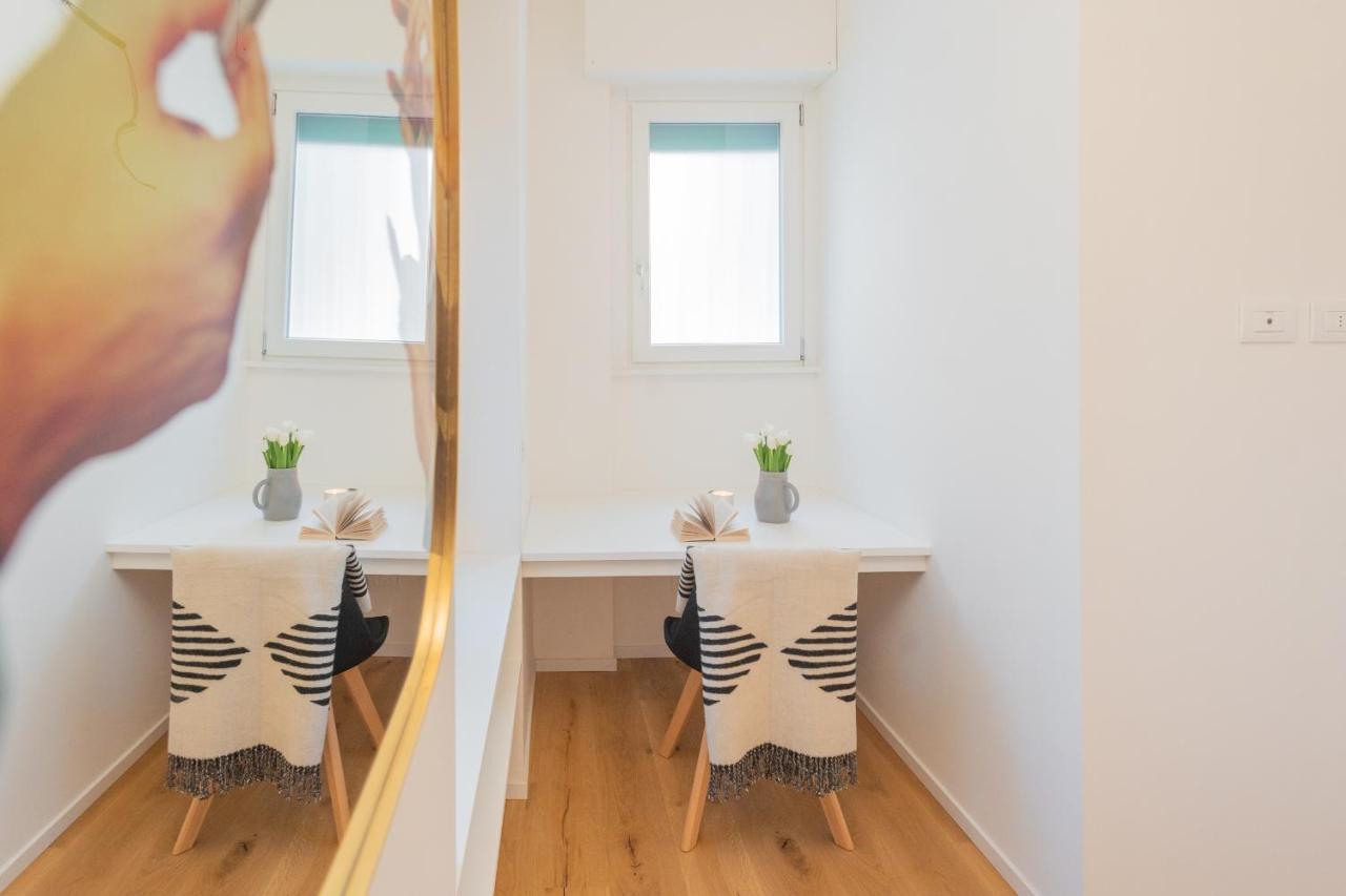 A Step From The Lake Apartment By Rent All Como Luaran gambar
