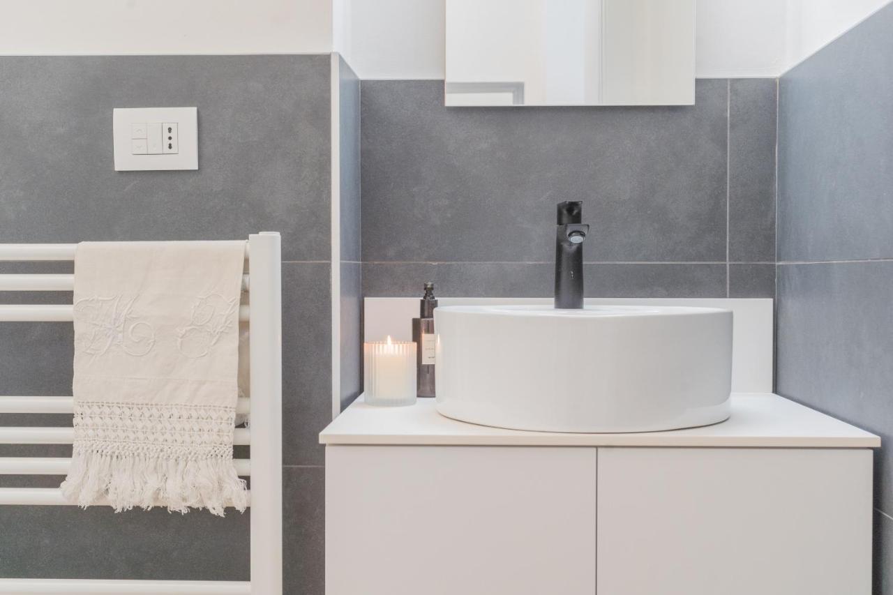 A Step From The Lake Apartment By Rent All Como Luaran gambar
