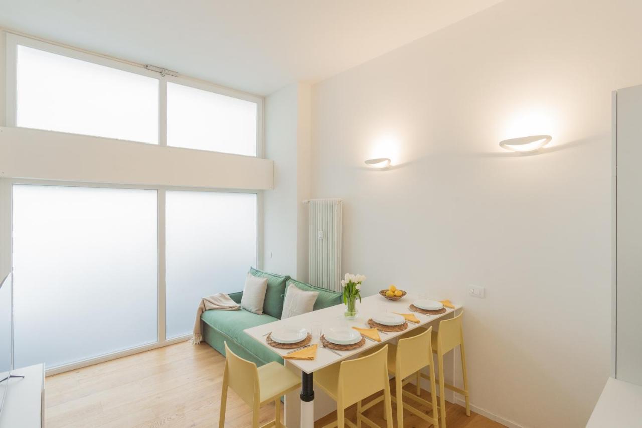 A Step From The Lake Apartment By Rent All Como Luaran gambar